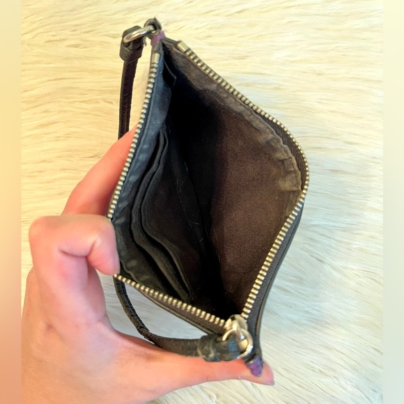 Coach Bramble Rose Purple Small Wristlet - Picture 5 of 6